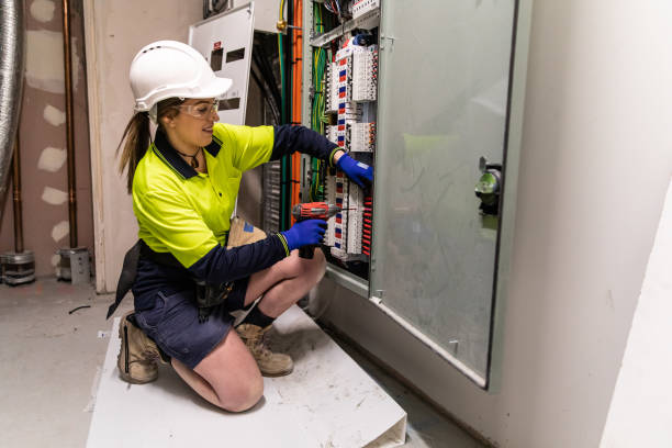 Best Emergency Electrical Repair  in Monticello, IL